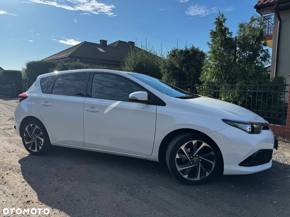 Toyota Auris 1.33 VVT-i Life - 33