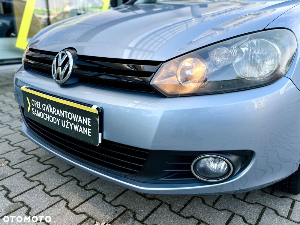 Volkswagen Golf - 8