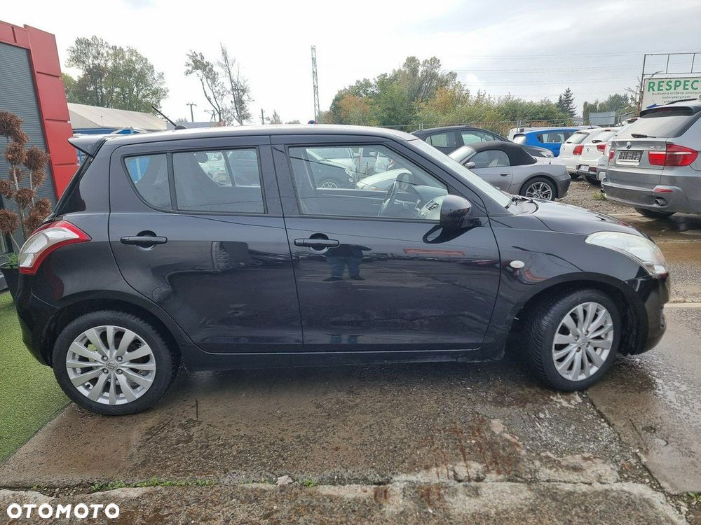 Suzuki Swift - 4