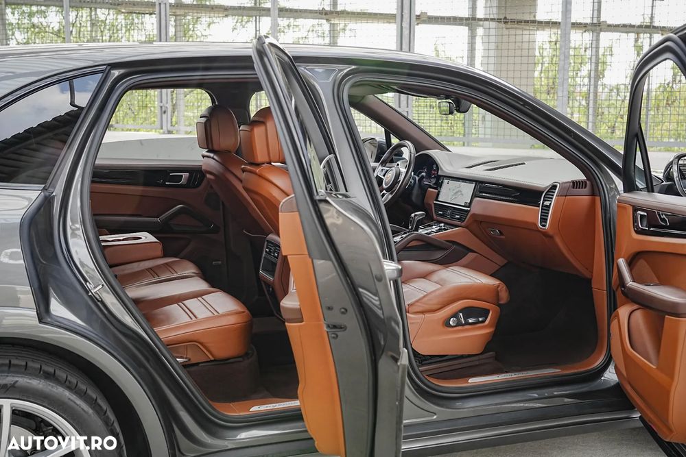 Porsche Cayenne Tiptronic S Platinum Edition - 7