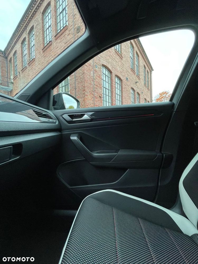 Volkswagen T-Roc 1.5 TSI ACT OPF DSG Sport - 6