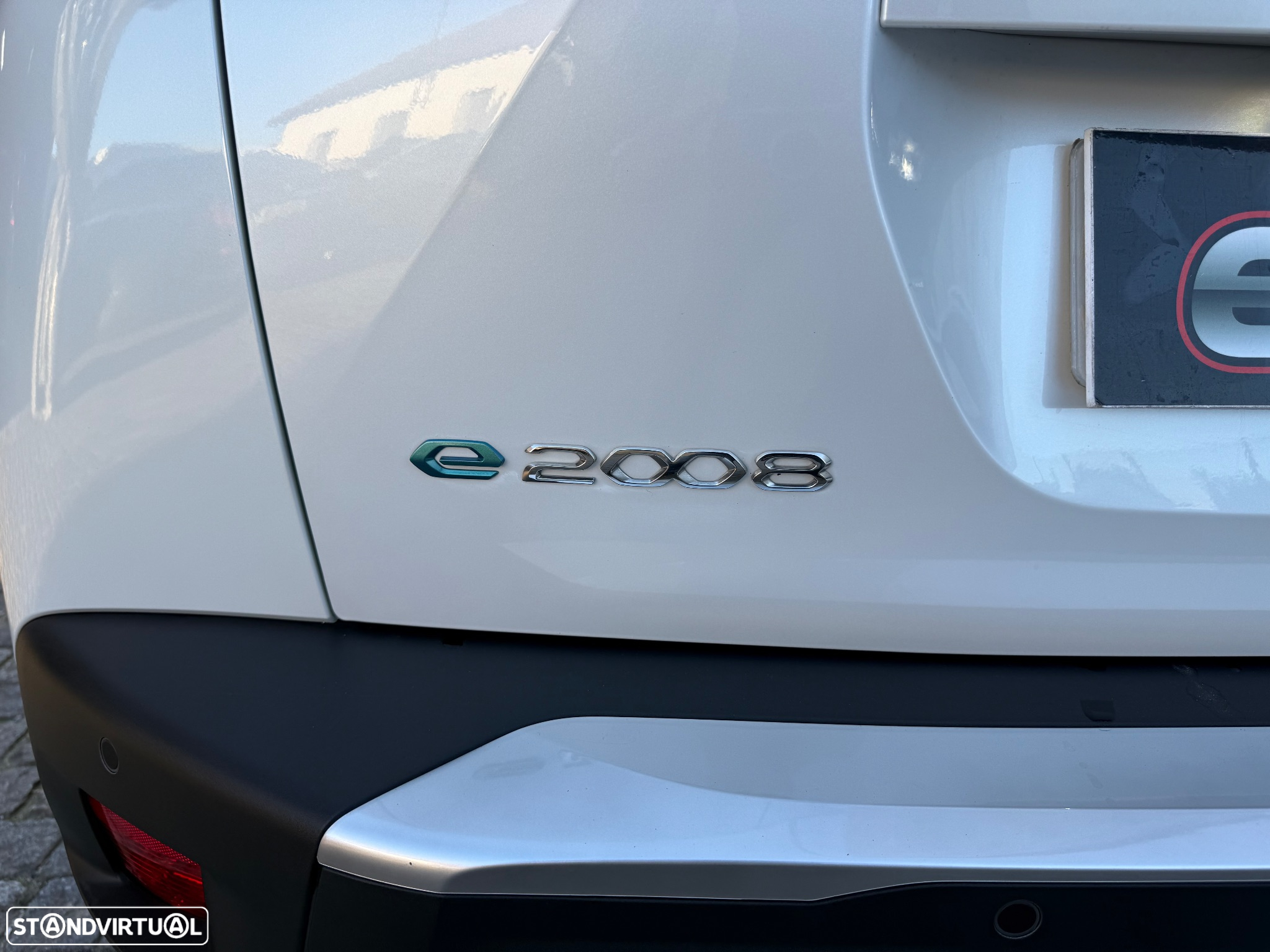 Peugeot e-2008 50 kWh Allure Pack - 43