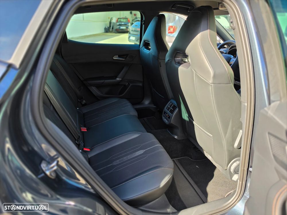 Cupra Formentor 1.4 e-Hybrid DSG VZ - 17