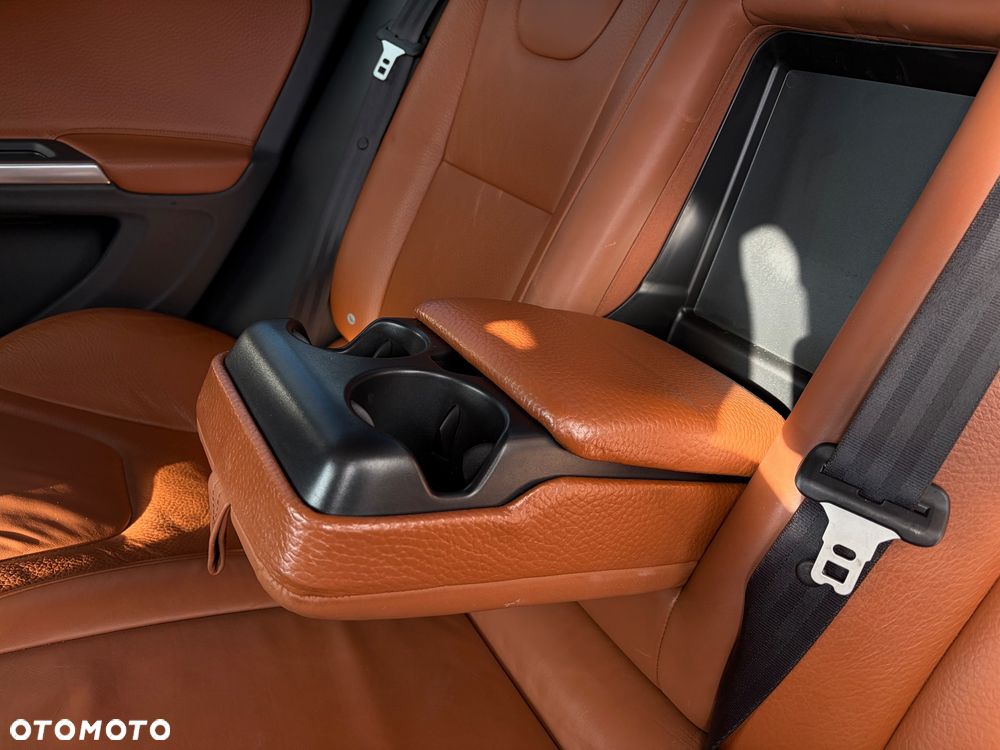 Volvo S60 - 23