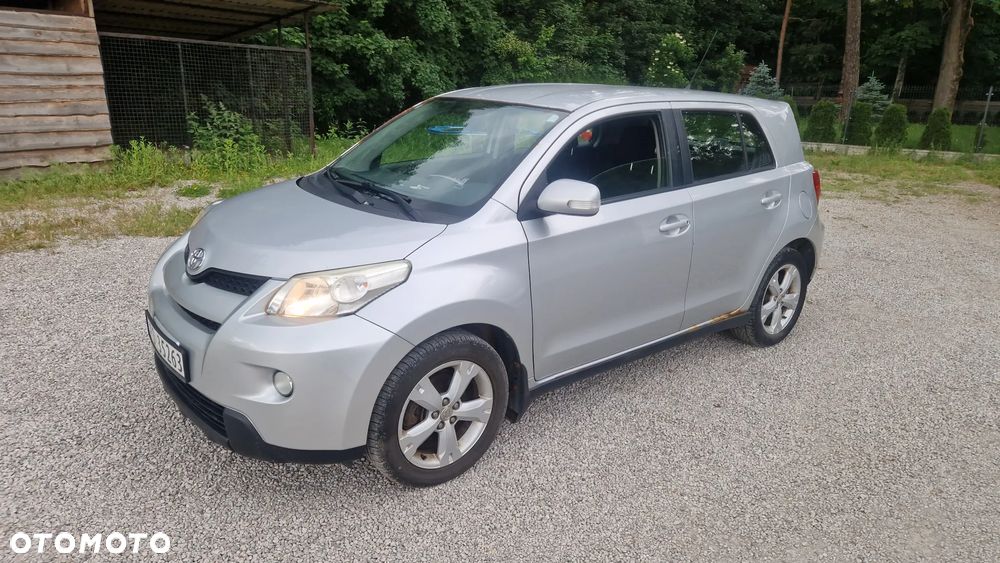Toyota Urban Cruiser 1.4 D-4D 4x4 Life - 2