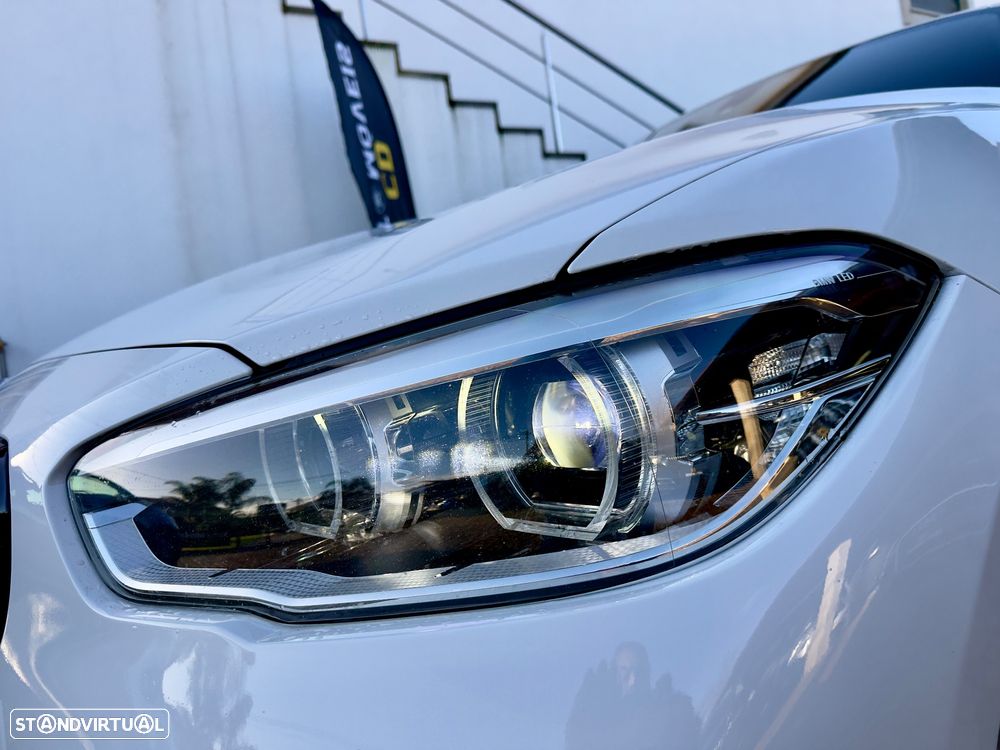 BMW 116 d Pack M - 11