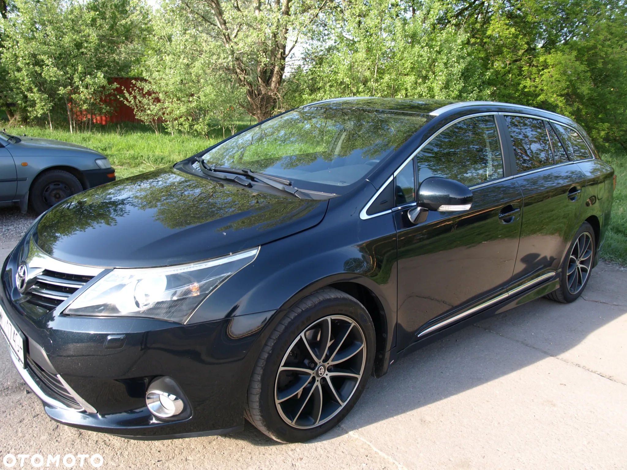 Toyota Avensis 2.2 D-4D Sol Plus - 2