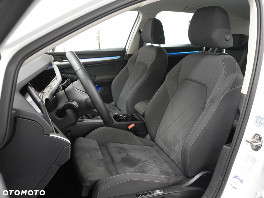 Volkswagen Golf - 20