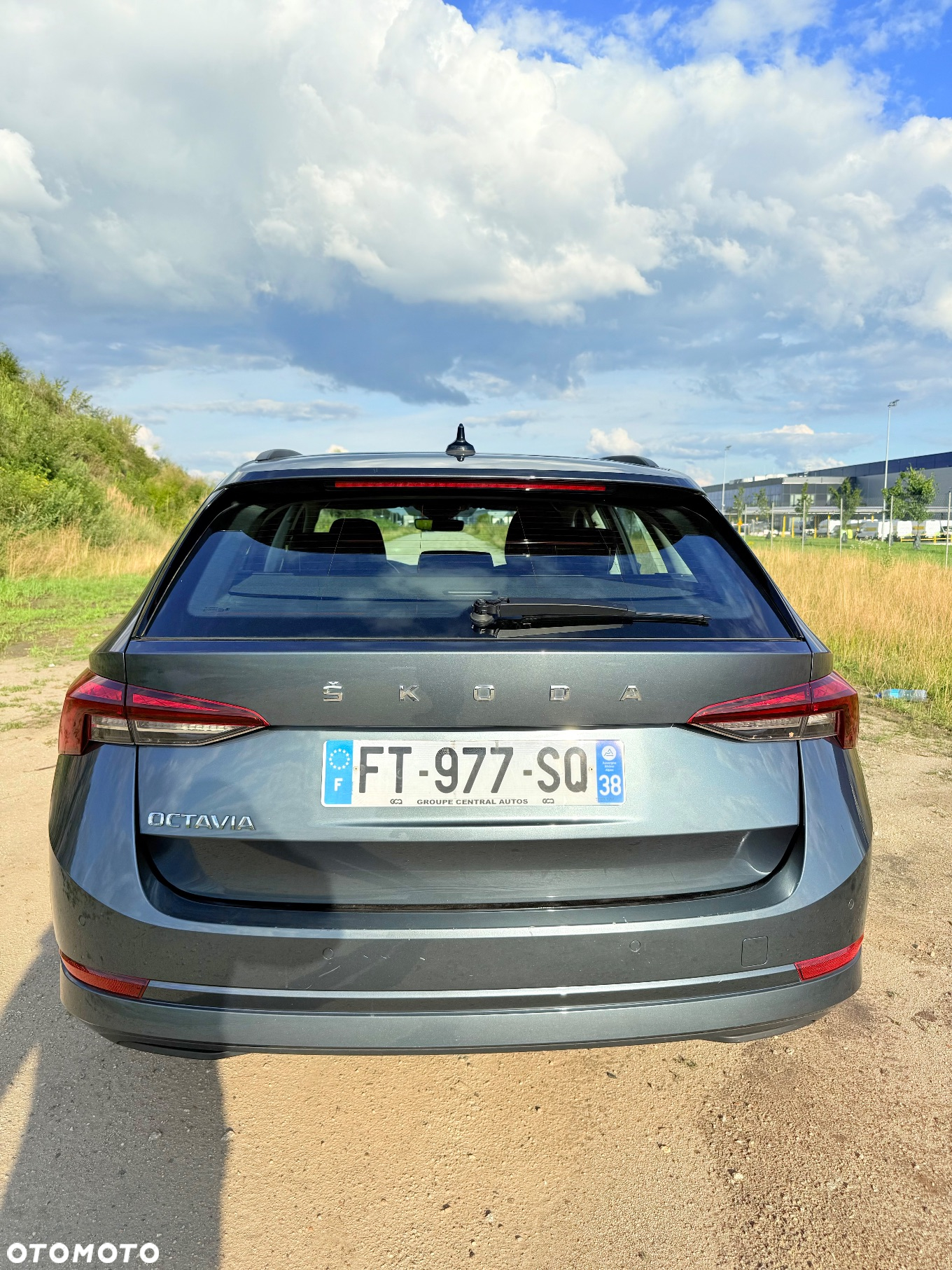 Skoda Octavia 2.0 TDI Business DSG - 6
