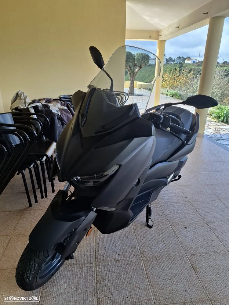 Yamaha X-Max - 4