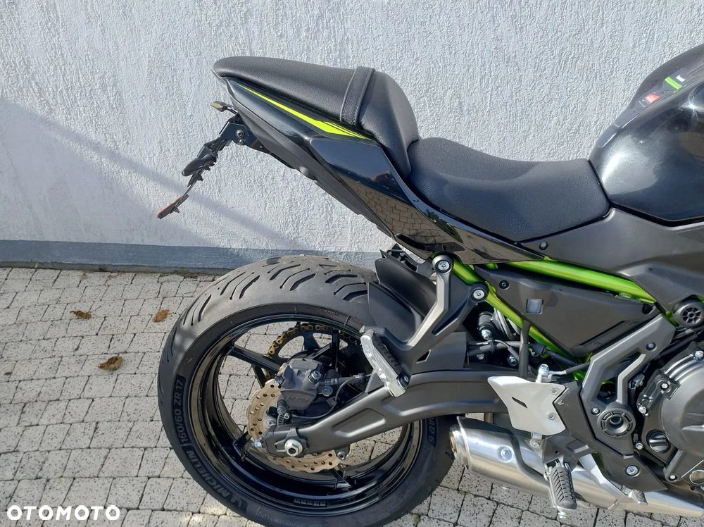 Kawasaki Z 650 - 6