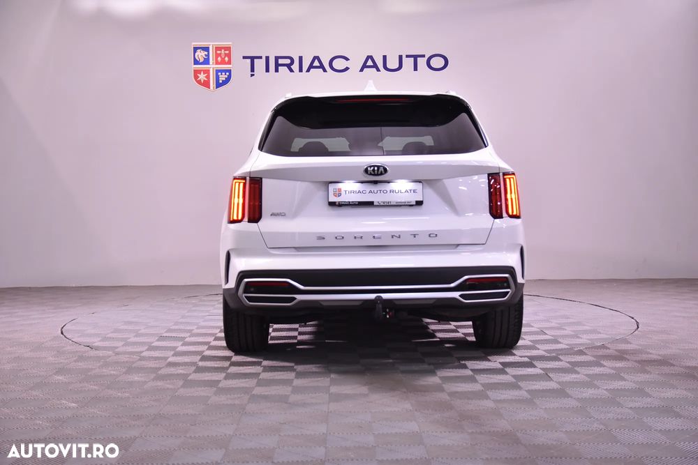 Kia Sorento - 4