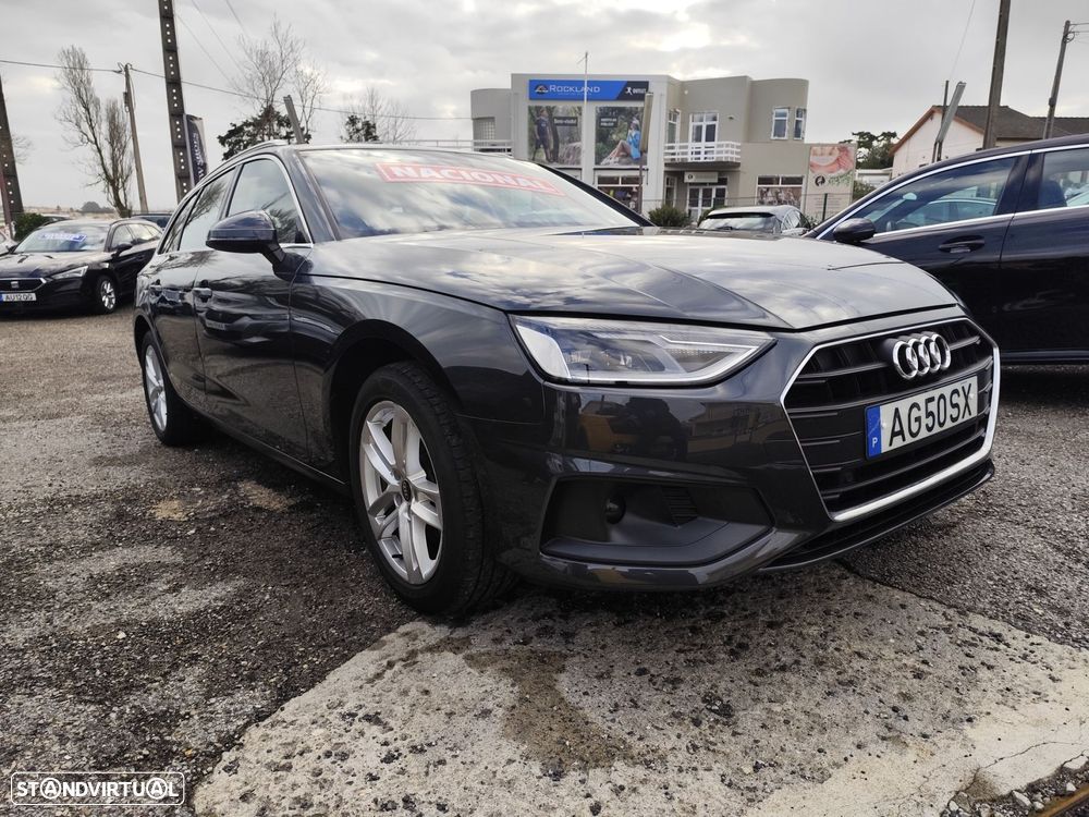 Audi A4 Avant 30 TDI S tronic - 1