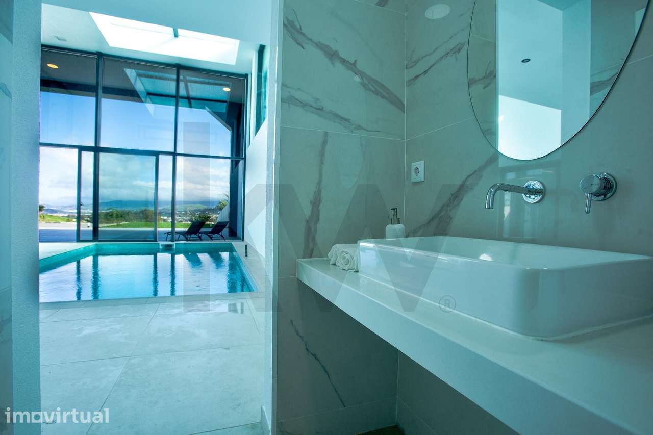 Moradia de luxo com piscina interior e vista verde e mar | Pico da Ped - Grande imagem: 2/44