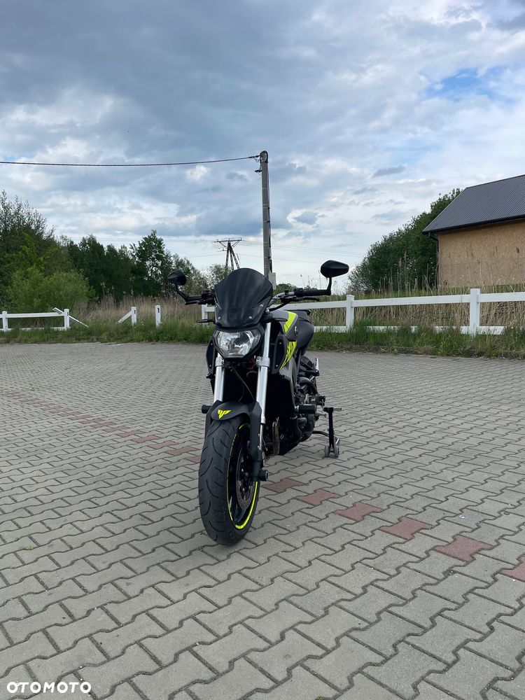 Yamaha MT - 5