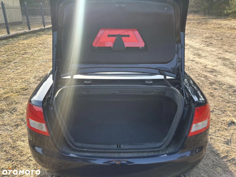 Audi A4 Cabrio 2.4 - 10