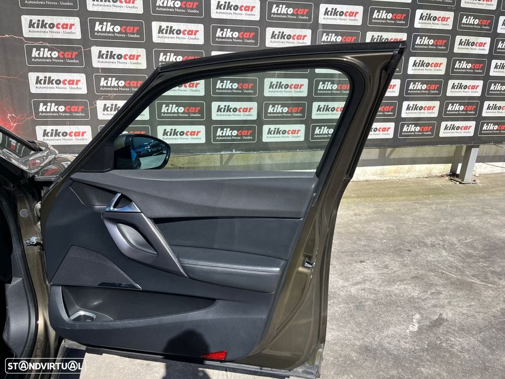 Citroën DS5 2.0 HDi Hybrid4 So Chic CMP6 - 40