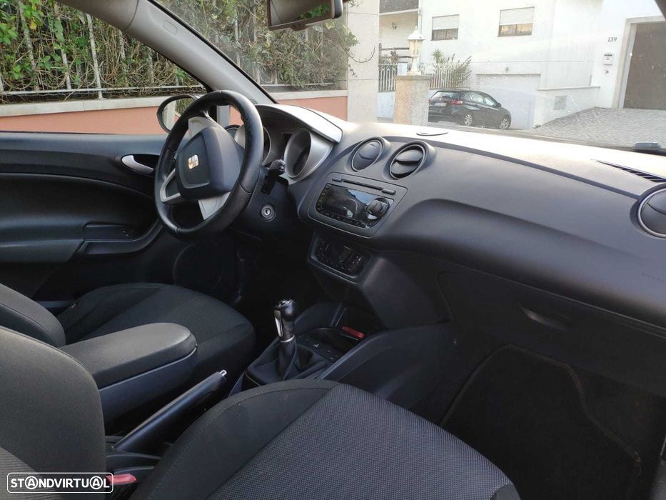 SEAT Ibiza 1.6 TDI Sport DPF - 6