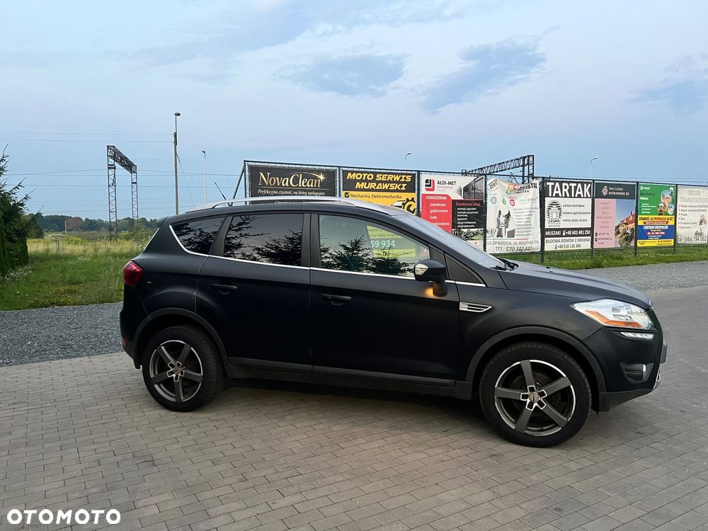 Ford Kuga 2.0 TDCi 2x4 Titanium - 31