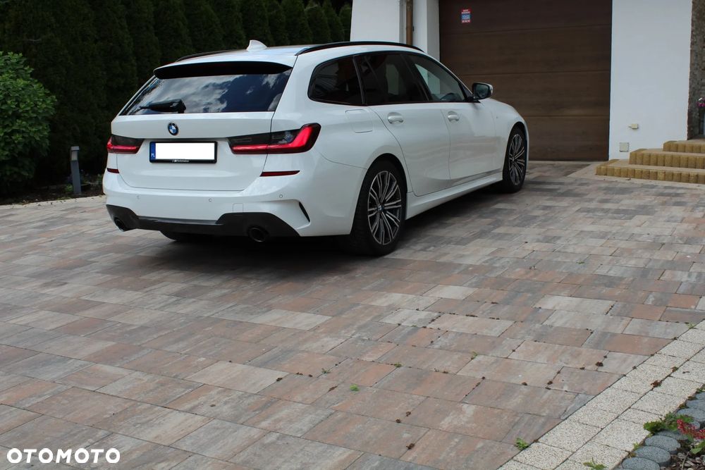 BMW Seria 3 320i M Sport - 6