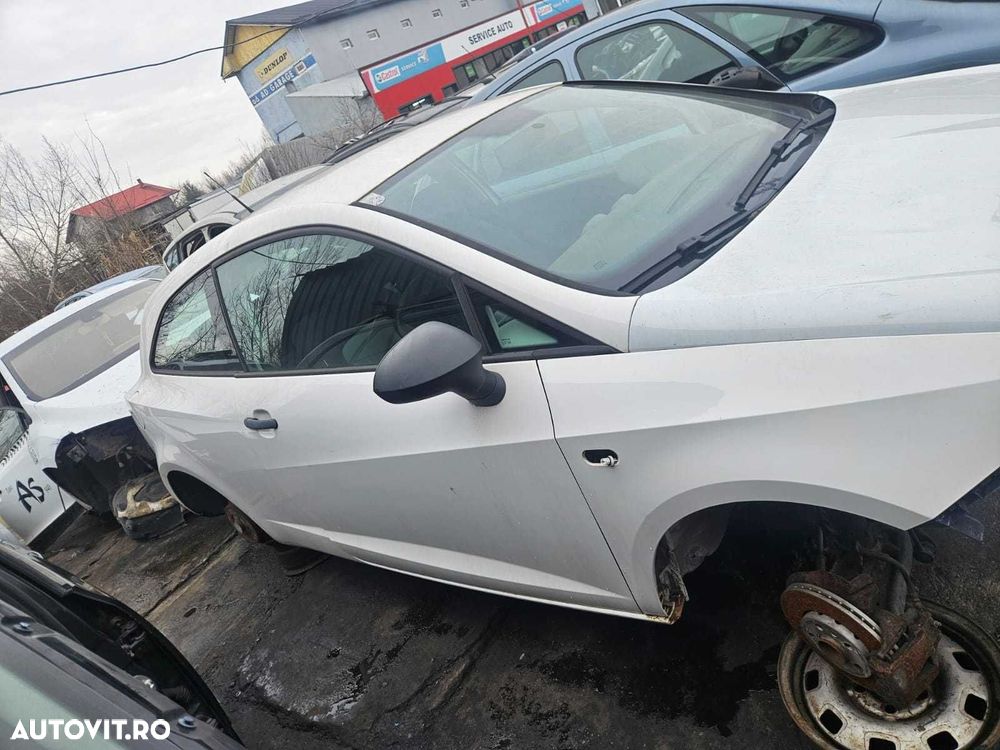 Usa dezechipata stanga/dreapta Seat Ibiza 4 2010 Coupe - 2