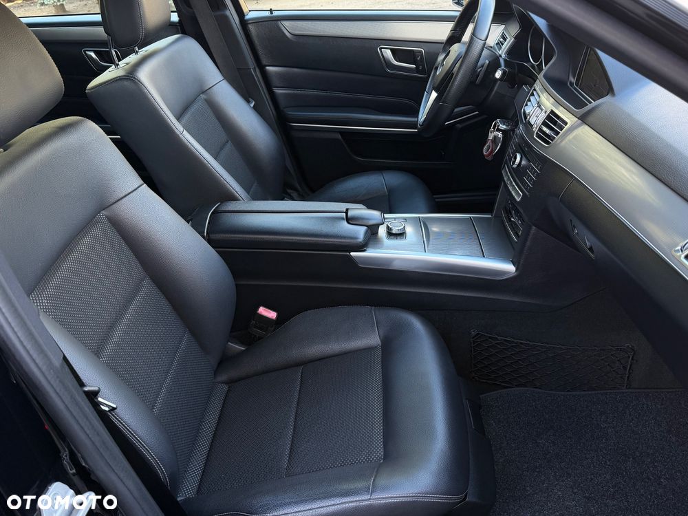 Mercedes-Benz Klasa E 250 BlueTEC 4Matic 7G-TRONIC Avantgarde - 18