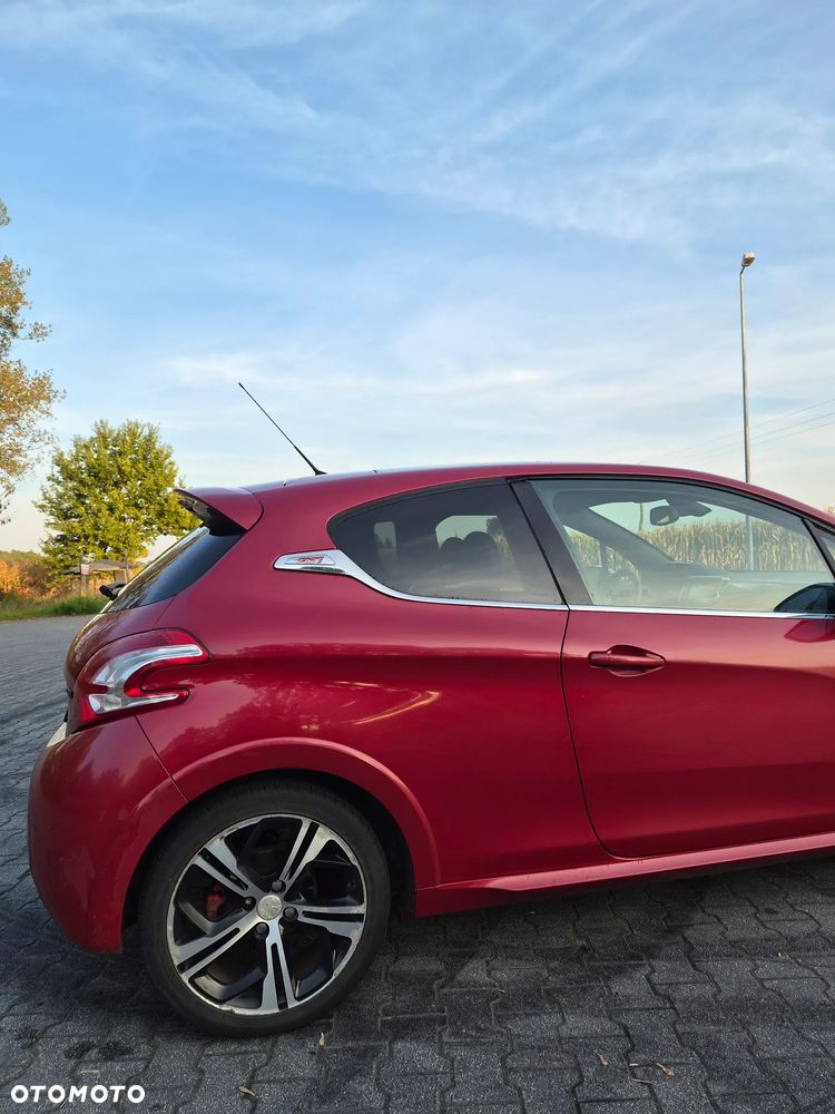 Peugeot 208 1.6 THP GTi - 6