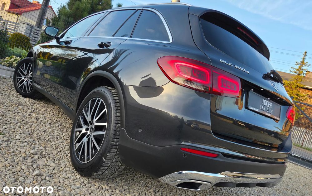Mercedes-Benz GLC 200 d Business Edition - 39