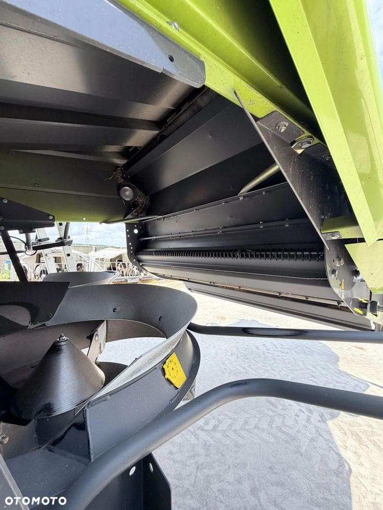Claas TUCANO 440 - 7