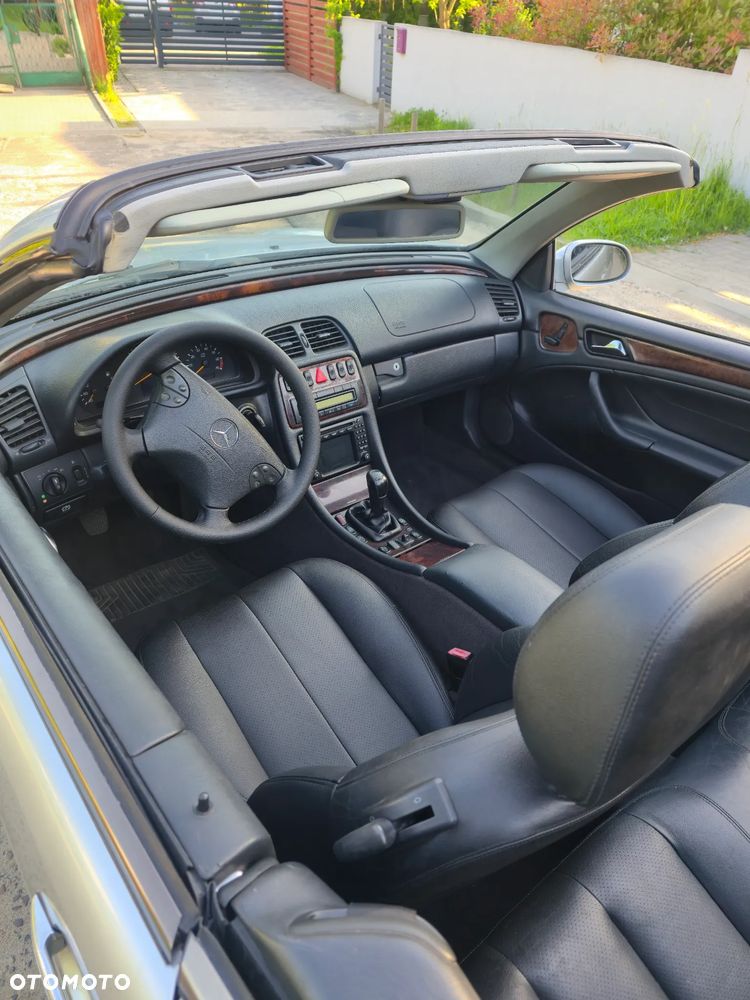 Mercedes-Benz CLK - 5