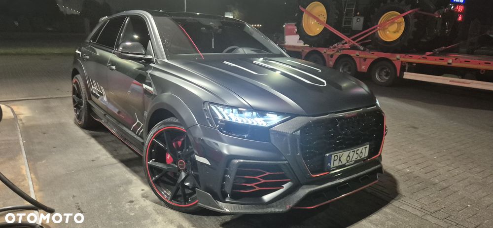 Audi RS Q8 - 18