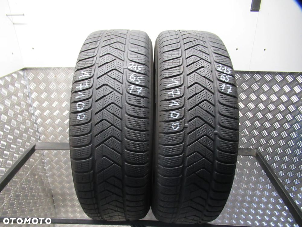 2x Pirelli Scorpion Winter 215/65/17 99H nr.17100 - 1