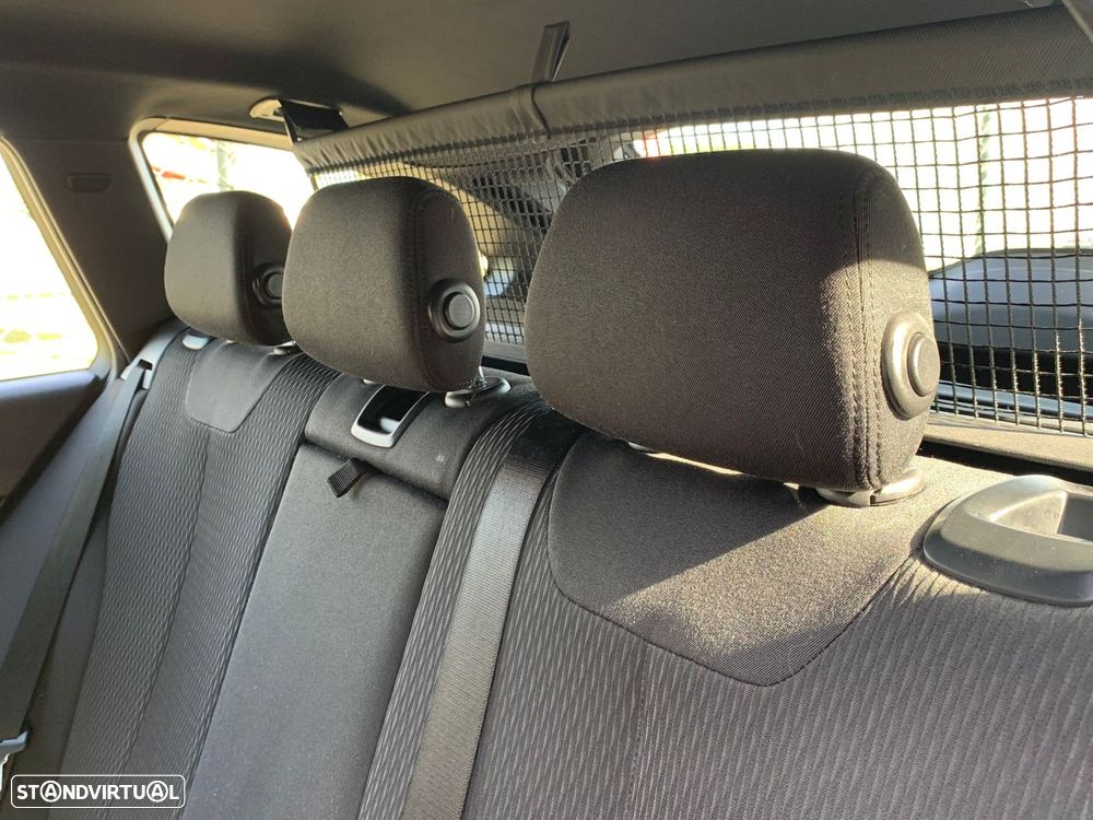 BMW 320 d Touring Pack M - 19