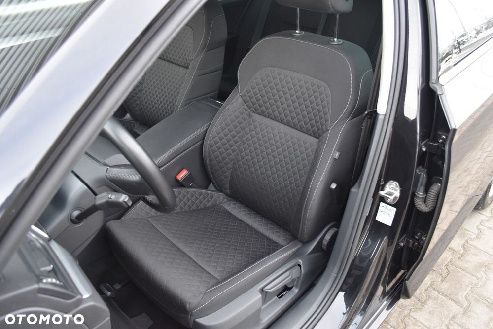 Skoda Superb 2.0 TDI SCR Ambition DSG - 24