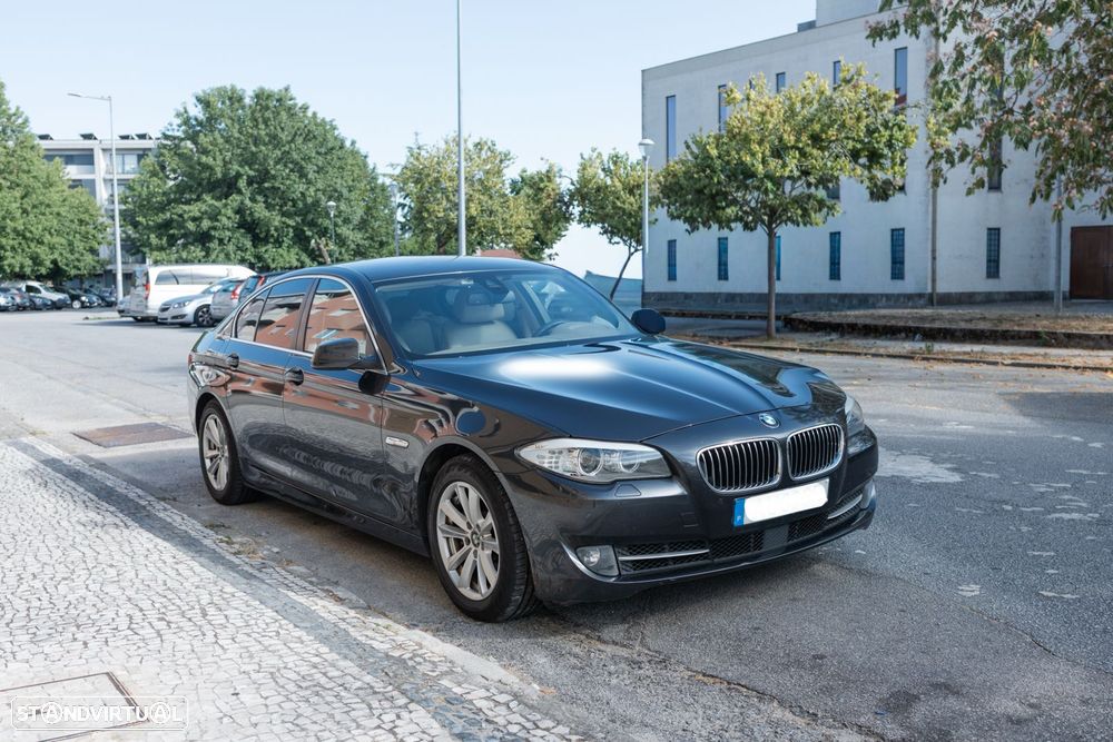 BMW 528 i Aut. Luxury Line - 23