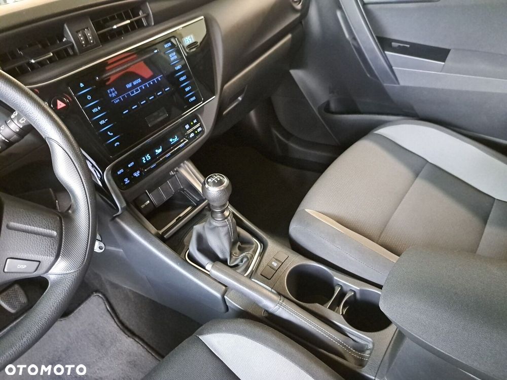 Toyota Auris 1.33 VVT-i Active - 25