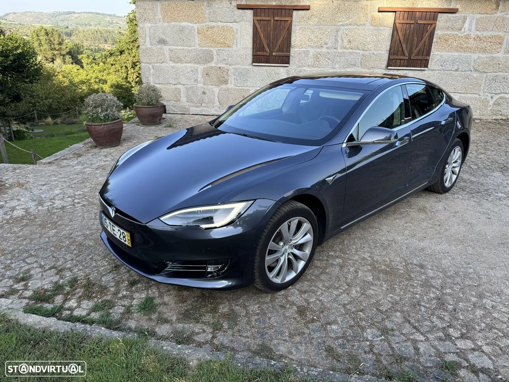Tesla Model S 100D - 2