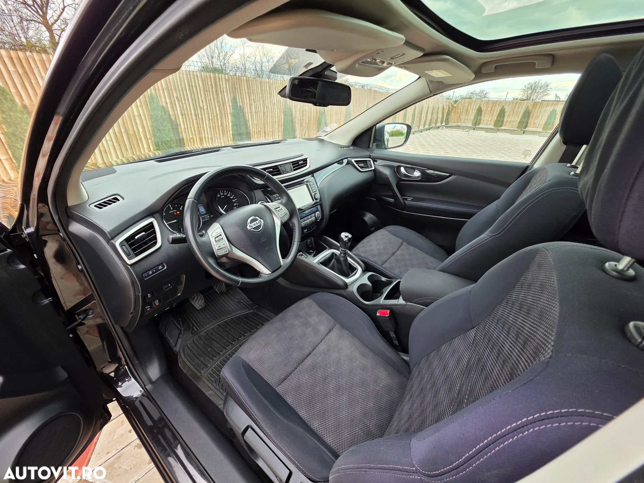 Nissan Qashqai 1.6 DCI TEKNA - 16