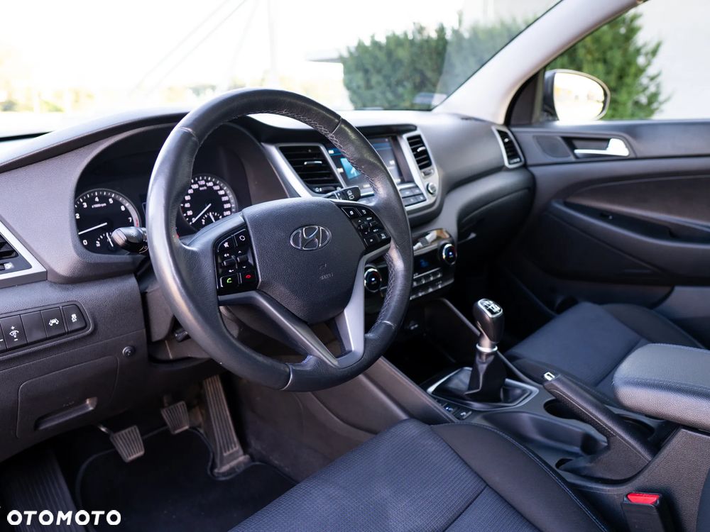 Hyundai Tucson 1.6 GDI BlueDrive Comfort 2WD - 9