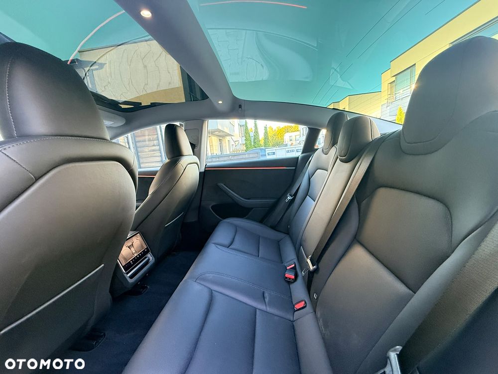 Tesla Model 3 Performance AWD - 25