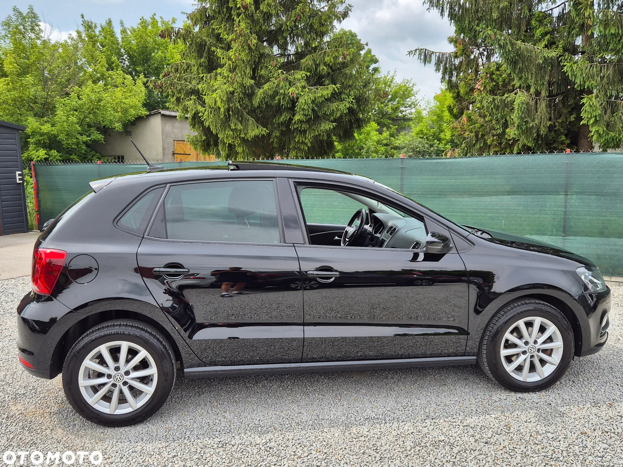 Volkswagen Polo 1.2 TSI Blue Motion Technology DSG Lounge - 28