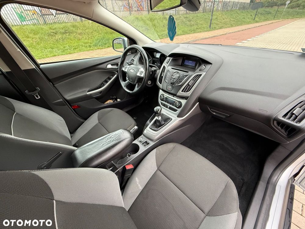 Ford Focus - 10