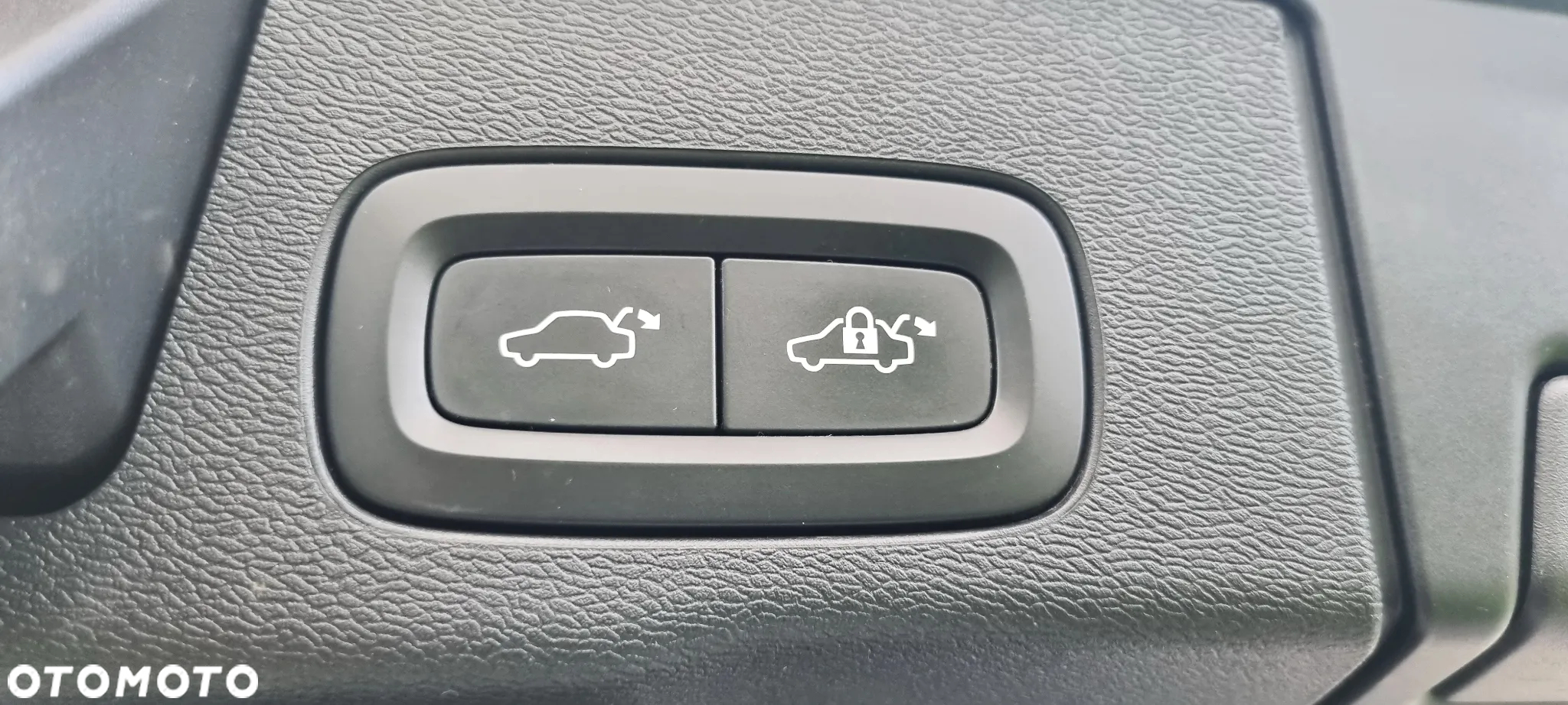 Volvo XC 60 B4 D Geartronic Momentum Pro - 36