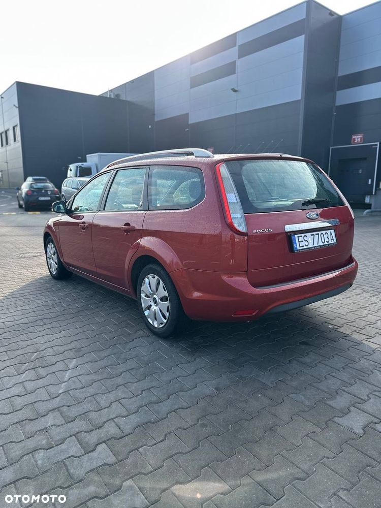 Ford Focus 1.6 Ti-VCT Ghia - 3