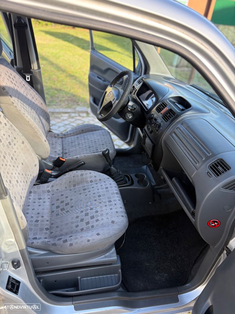 Opel Agila 1.0 12V Comfort 5L - 7