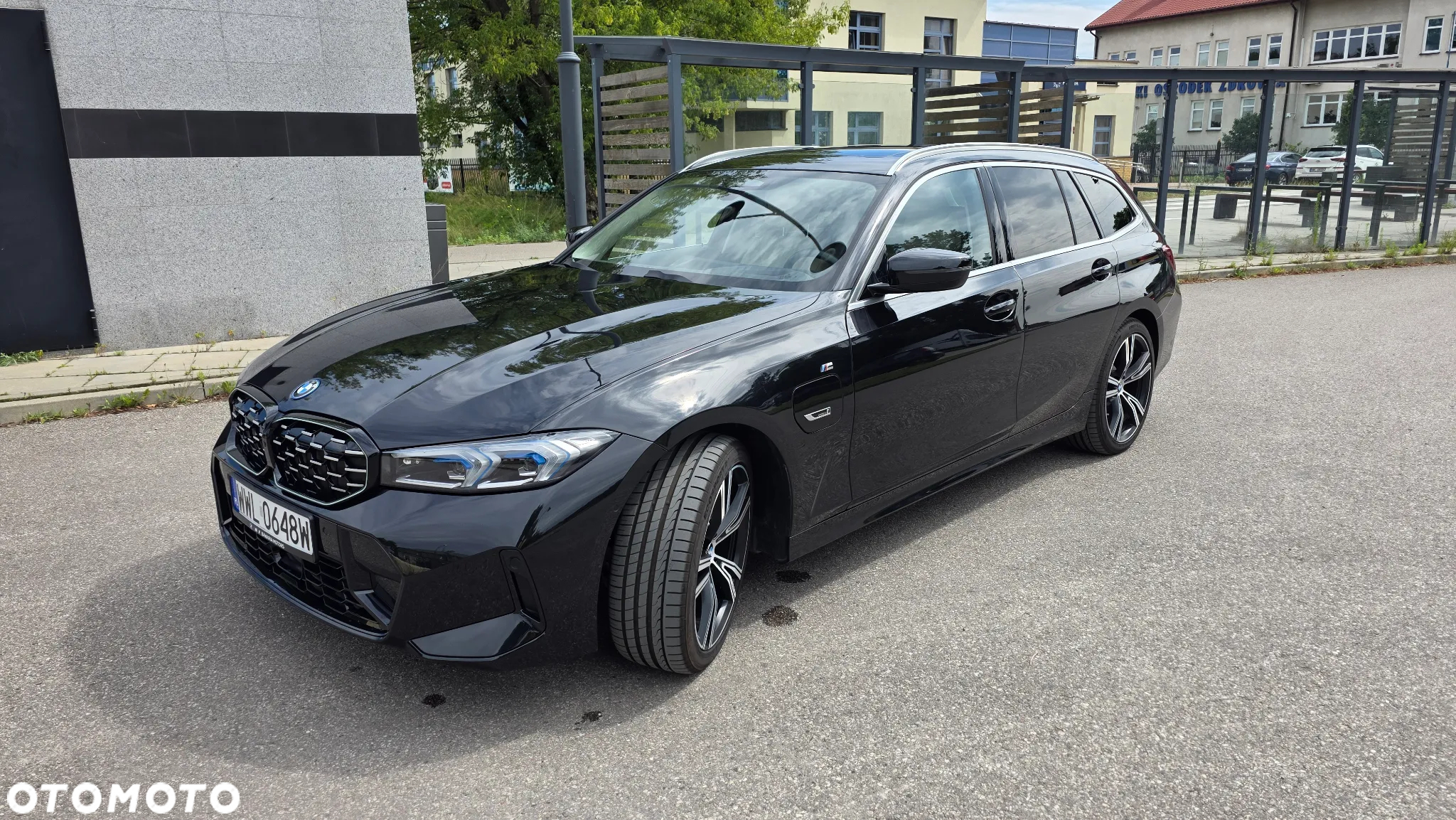 BMW Seria 3 330e Touring xDrive M Sport - 11