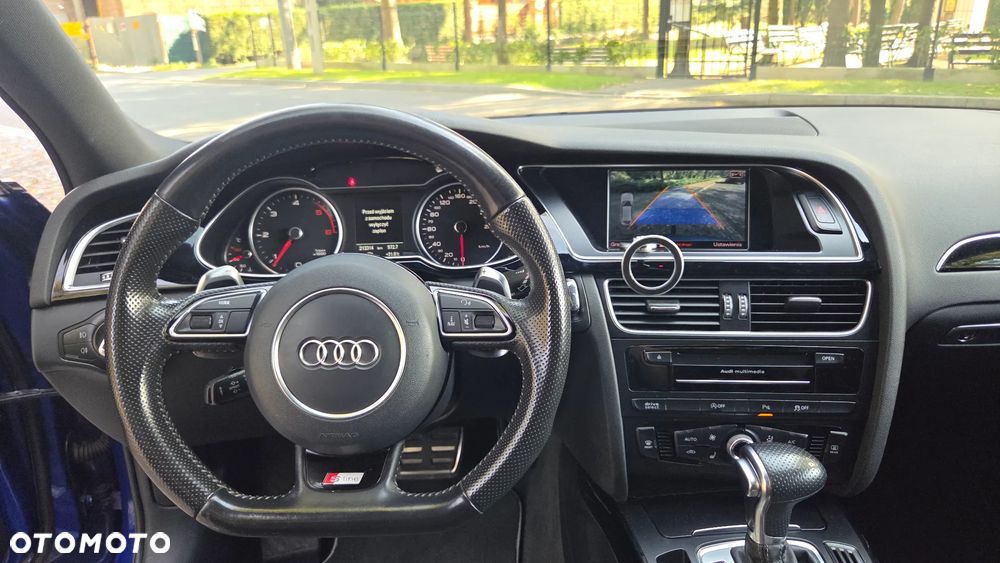 Audi A4 Avant - 26