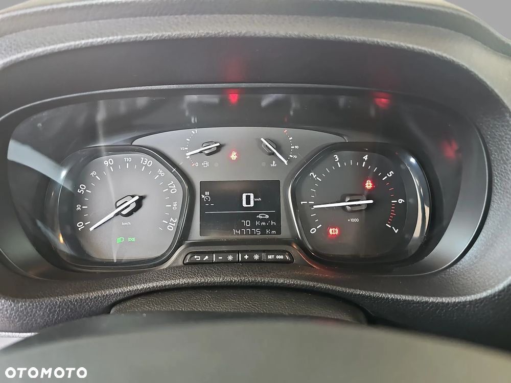 Opel Vivaro Kombi Extra Long 2,8t Enjoy - 16