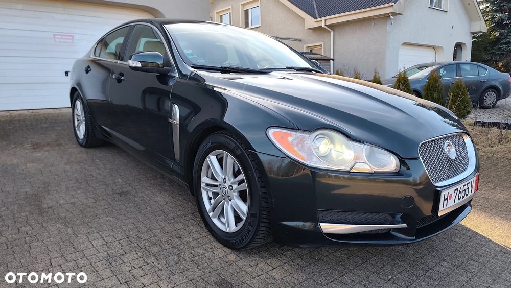 Jaguar XF 3.0 V6 Luxury - 20