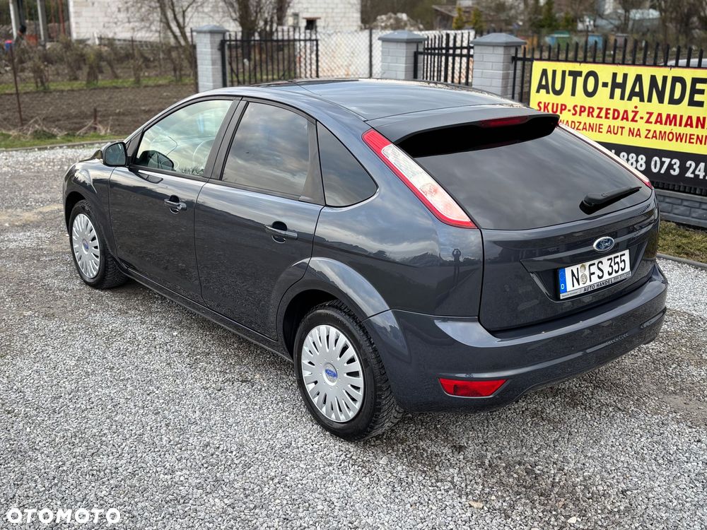 Ford Focus - 16